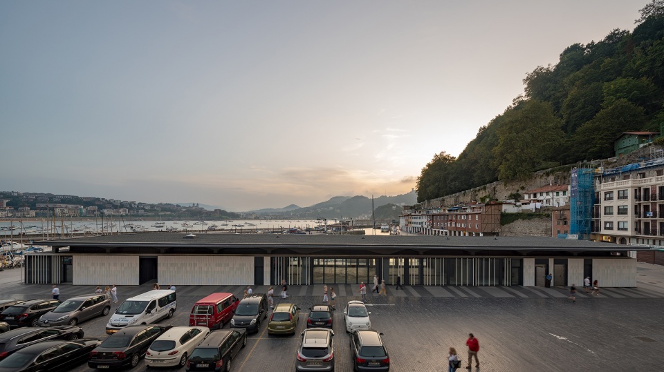 portaaviones pavilion renovation by vaumm