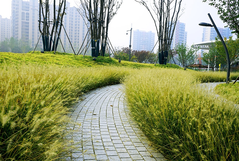 section 1 of the central business district of sanli river park in jiaozhou china by ldg