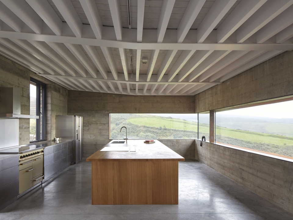 sartfell retreat by foster lomas