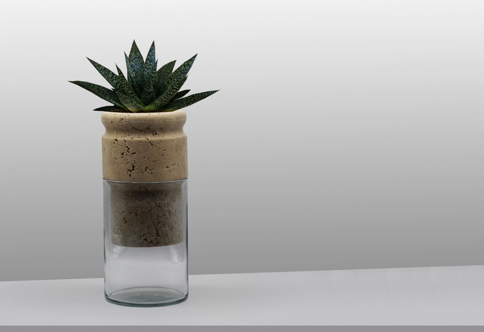 sponge vase by moreno ratti