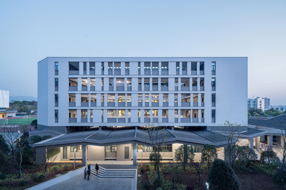 yiwu foreign languages school china by lycs architecture