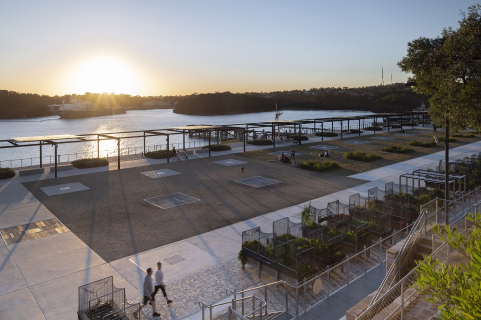 coal loader by clouston associates