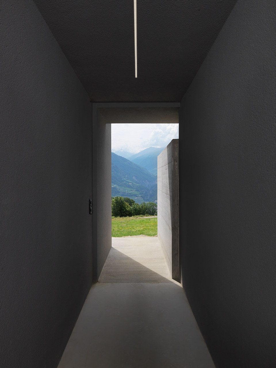 house rofr by ralph germann architectes