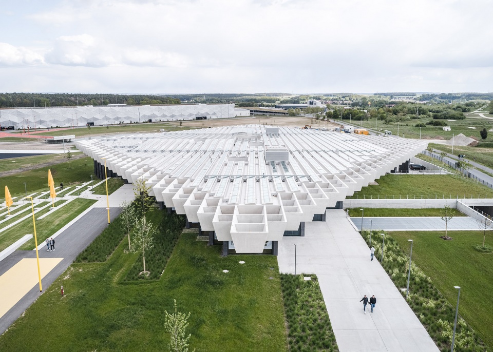 halftime adidas new headquarters by cobe