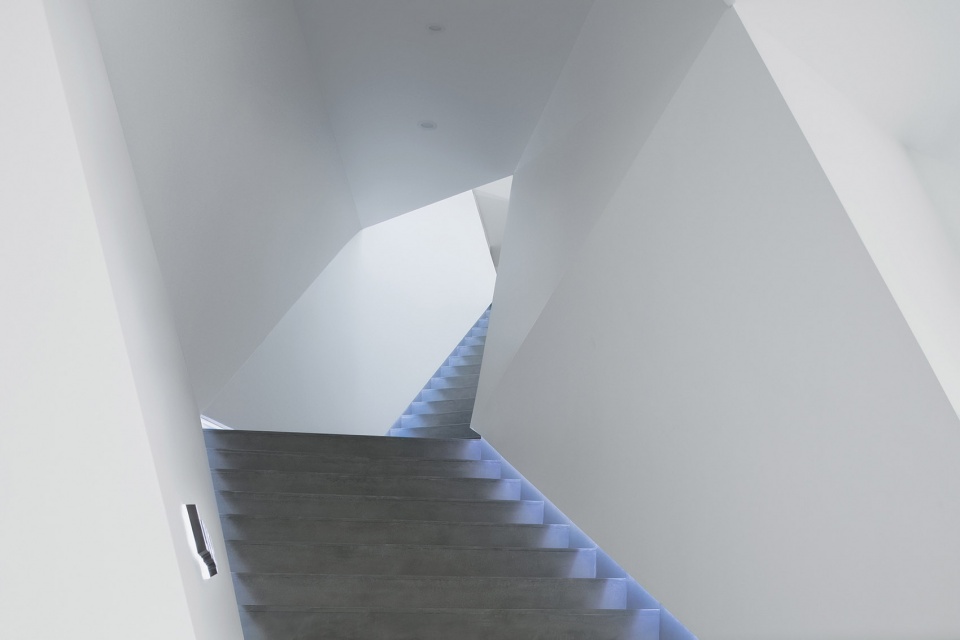 lamborghini exhibition center in zhengzhou china by pma