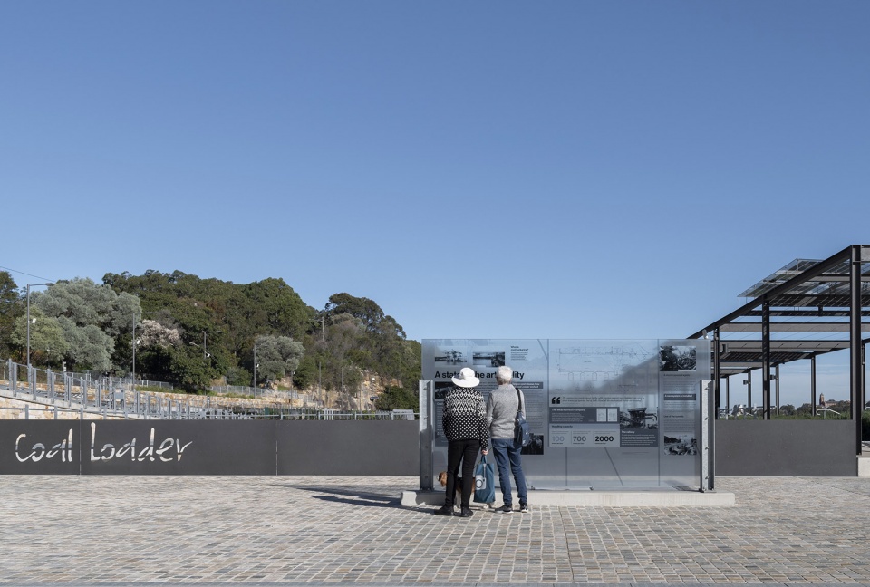 coal loader by clouston associates