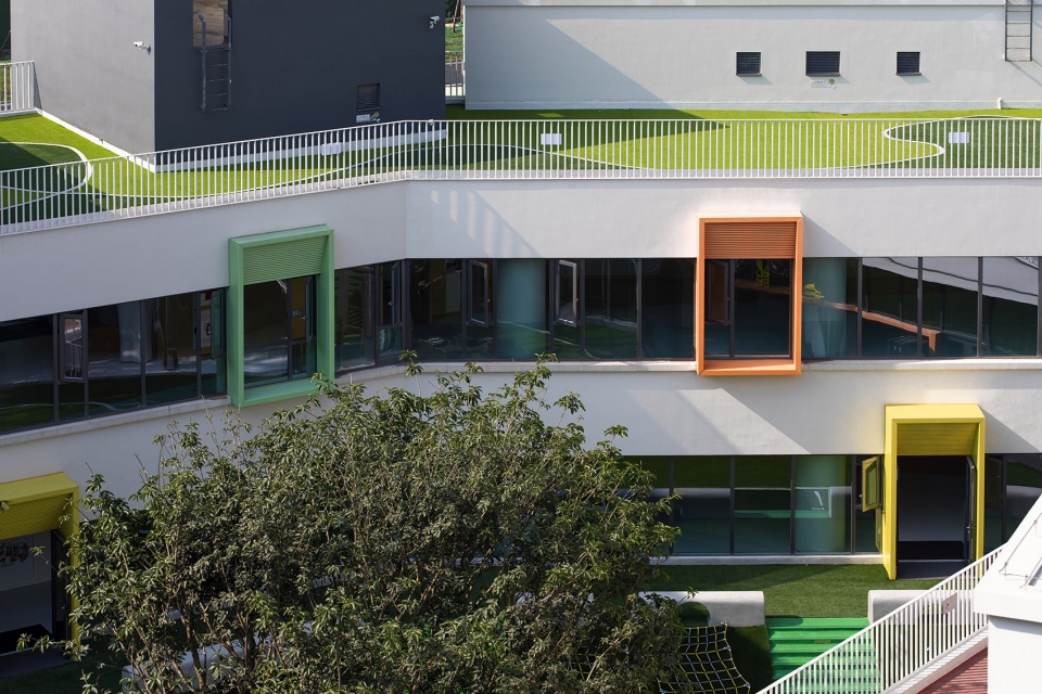 landscape design for chengdu hamilton luxelakes school china by wisto design