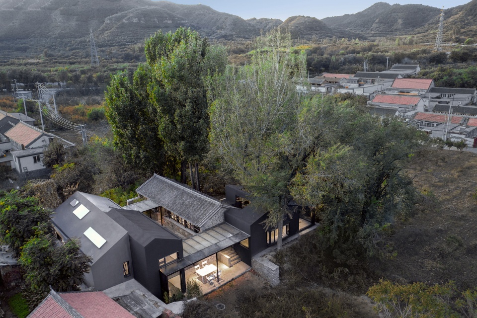 Yard under The Tree, China by EVOLUTION DESIGN - 谷德设计网