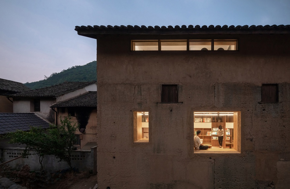 capsule hotel and bookstore in village qinglongwu china by atelier taoc