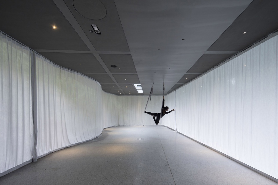 pavilion for yoga and pool in xy yunlu hotel china by atelier liu yuyang architects