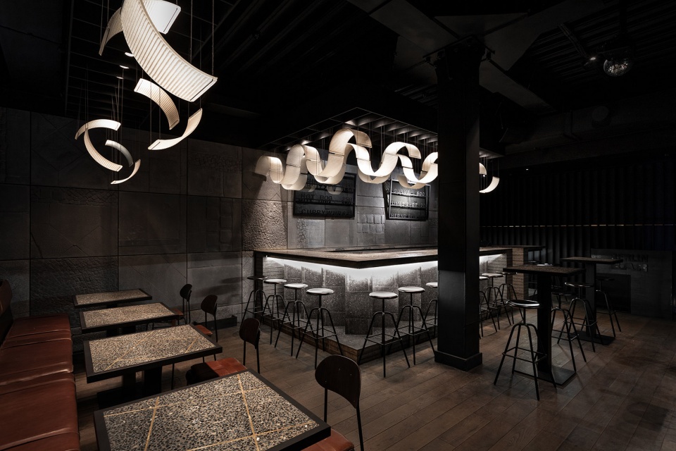 berlin bar by thilo reich
