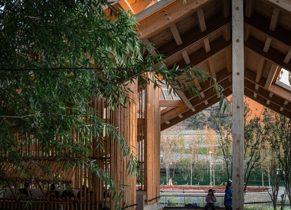 water front graceful pavilion in international horticultural exhibition 2019 of beijing china by ywa landscape architecture beijing insti...