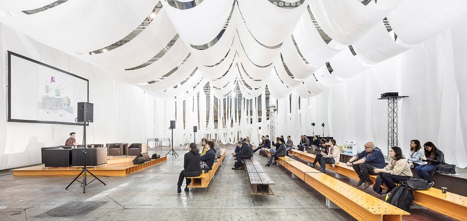 communal spaces and thematic areas for bbconstrumat by josep ferrando architecture