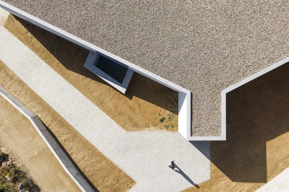 house in lamego by antonio ildefonso architect