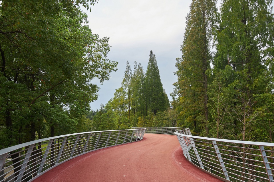 jiangyin greenway china by bau