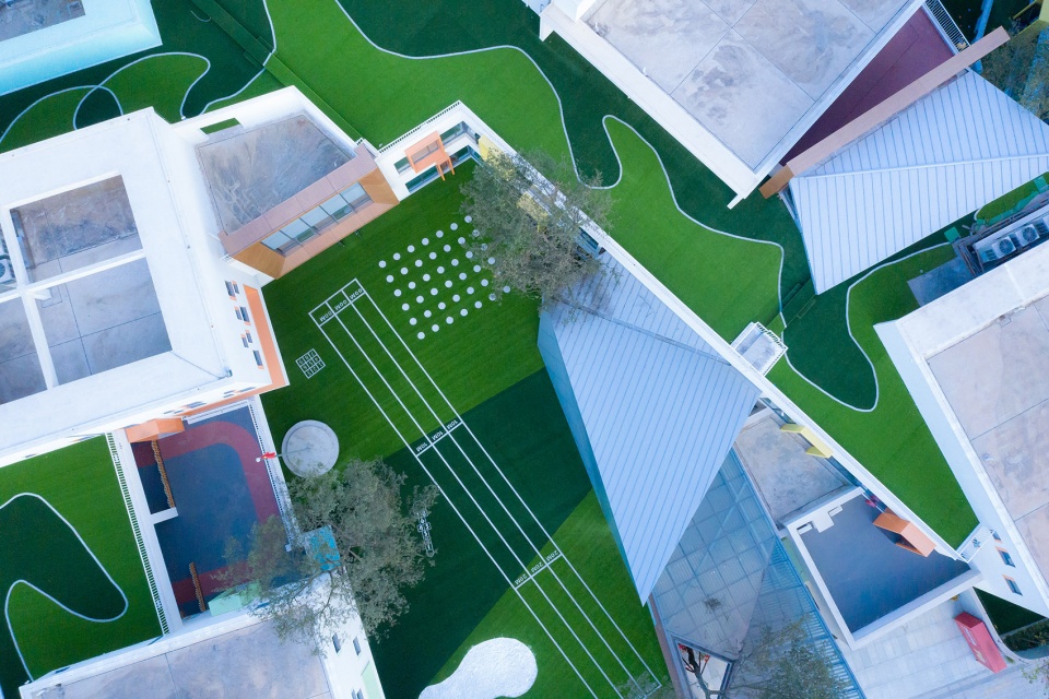 landscape design for chengdu hamilton luxelakes school china by wisto design