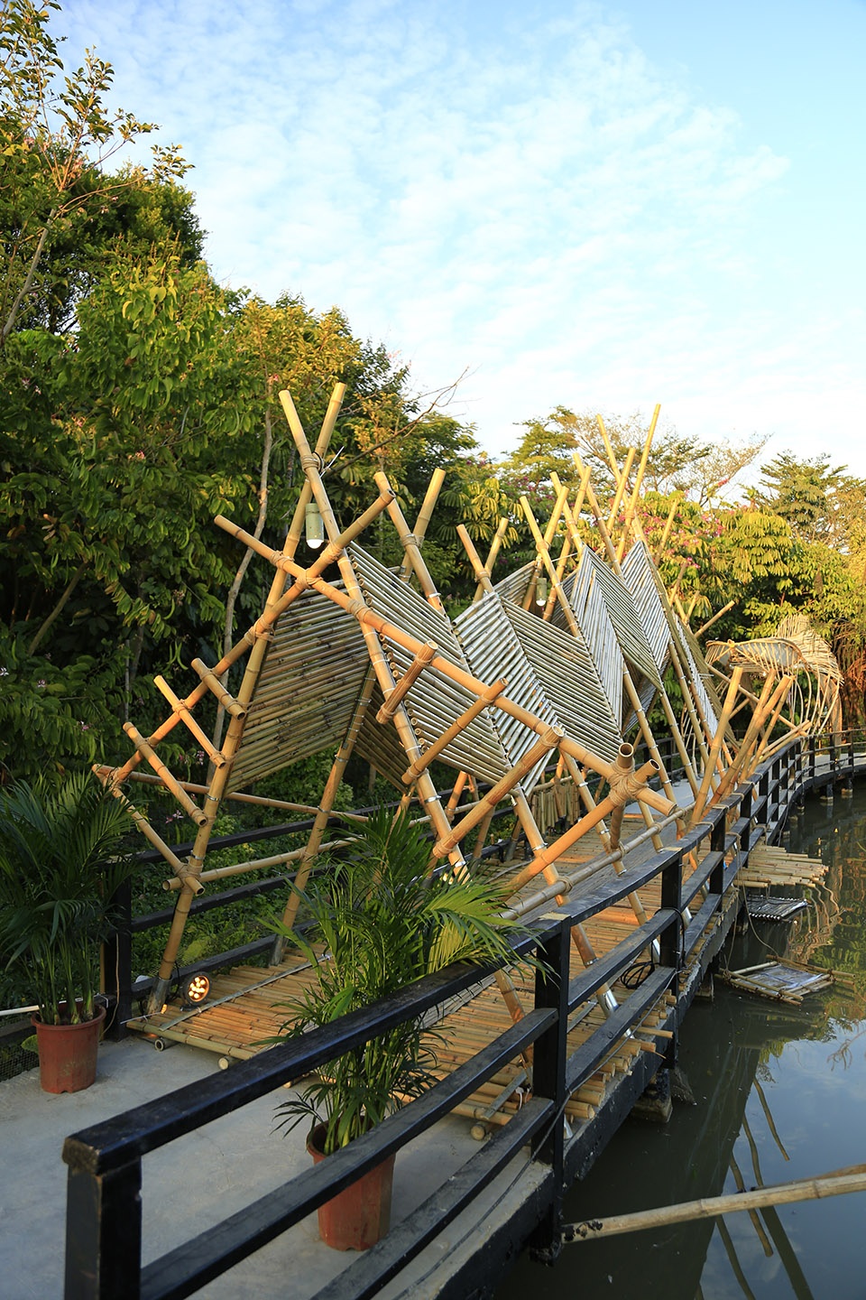 2019 guangdong hong kong macao greater bay area association of southeast asian nations design and construction competition has officially...