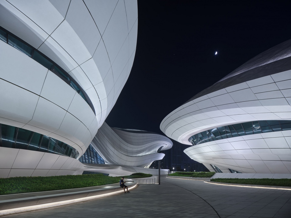 changsha meixihu international culture arts centre by zaha hadid architects