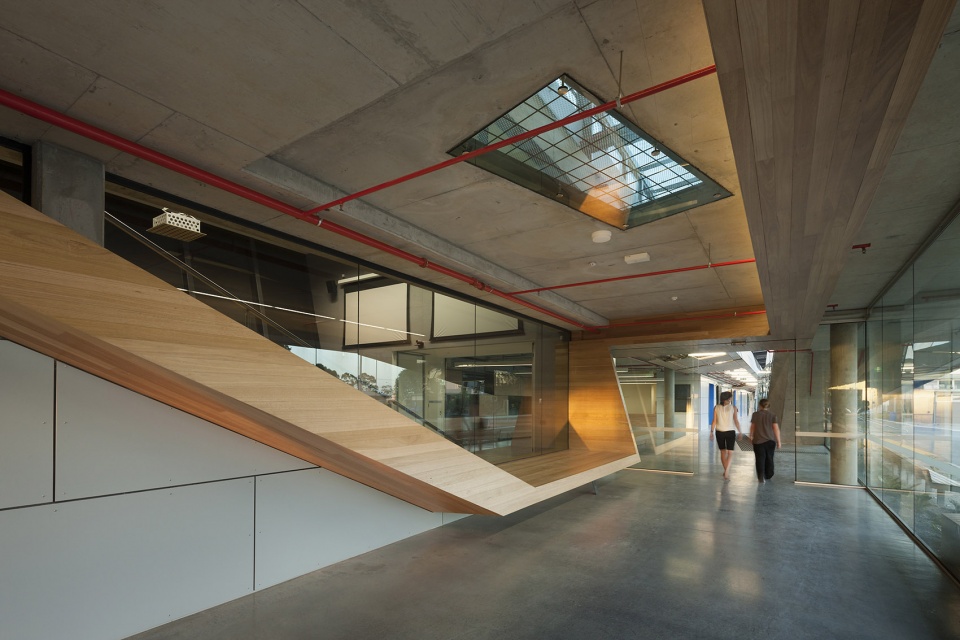 victoria university sunshine construction futures by cox architecture