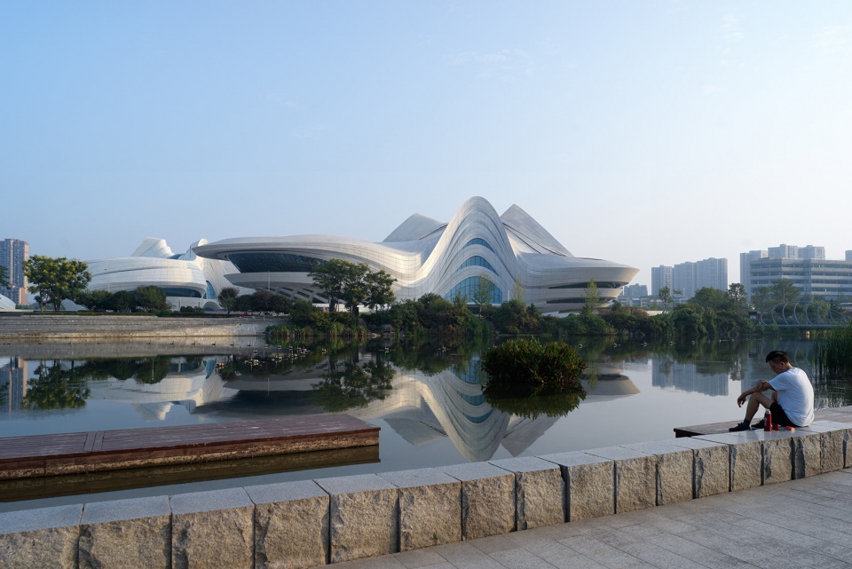changsha meixihu international culture arts centre by zaha hadid architects