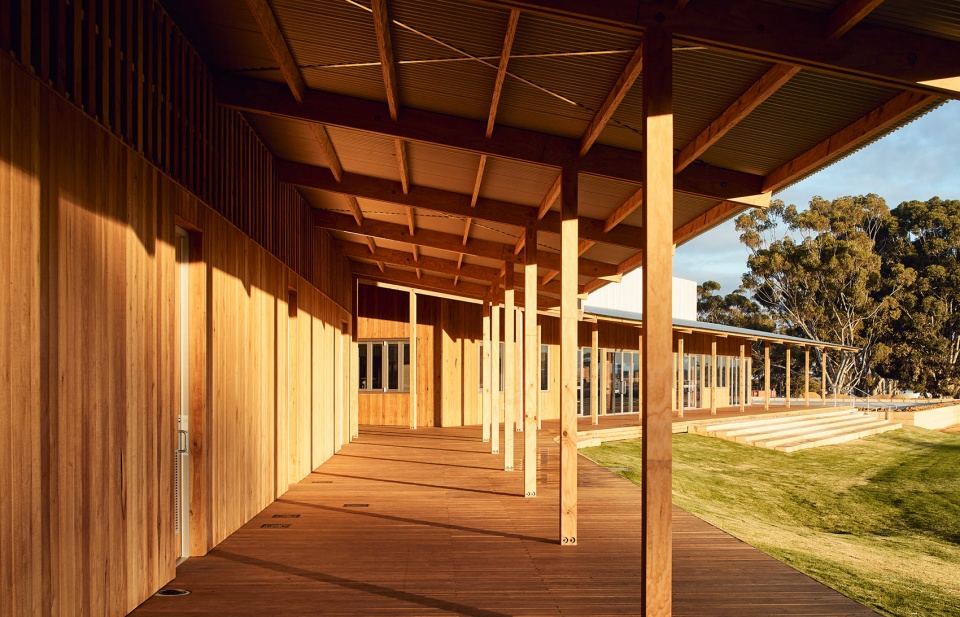 pingelly recreation and cultural centre by iredale pedersen hook atc studio