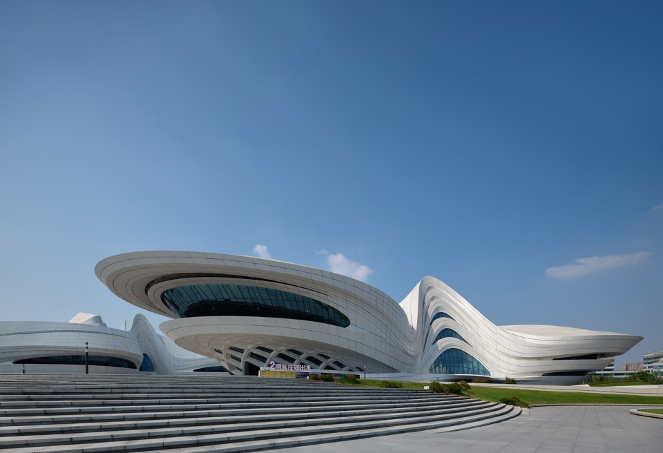 changsha meixihu international culture arts centre by zaha hadid architects