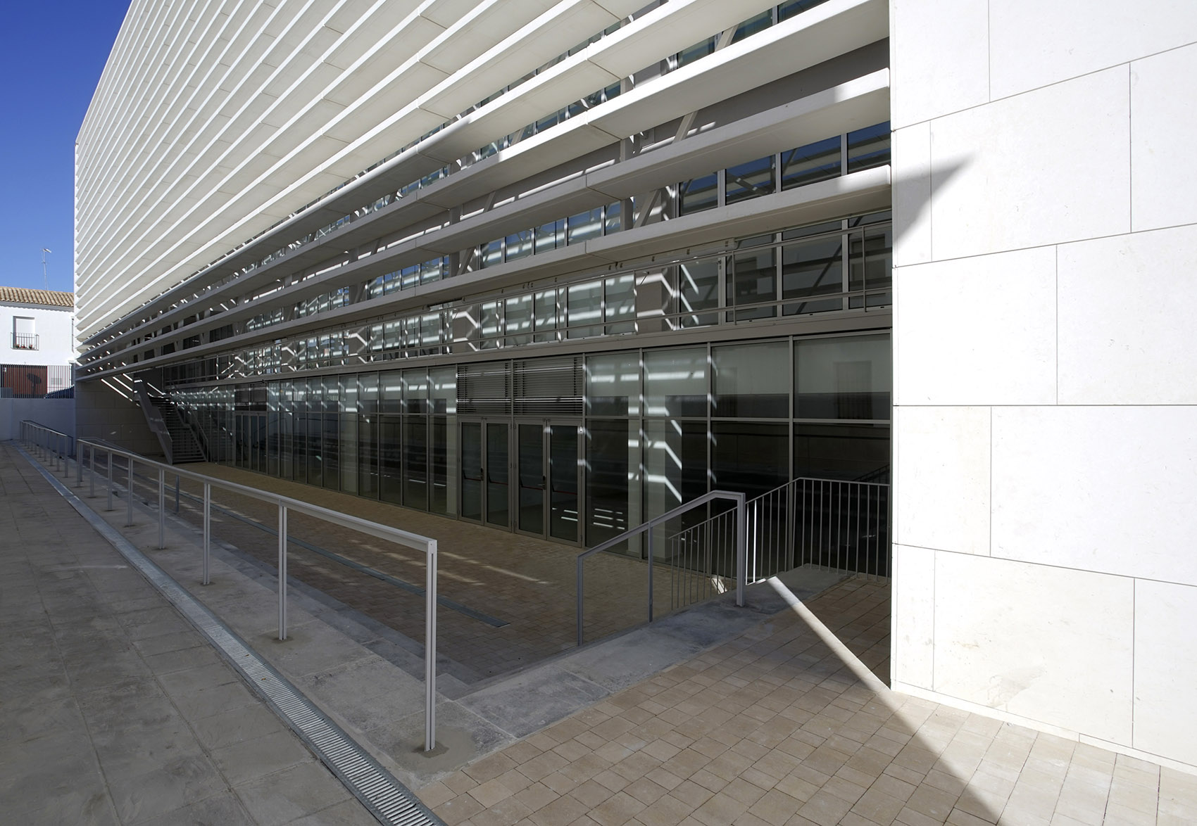 osuna university school by unia arquitectos