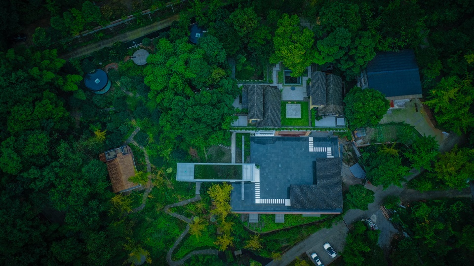 qingxiashanju in qingcheng mountain china by wisto design mademake architect