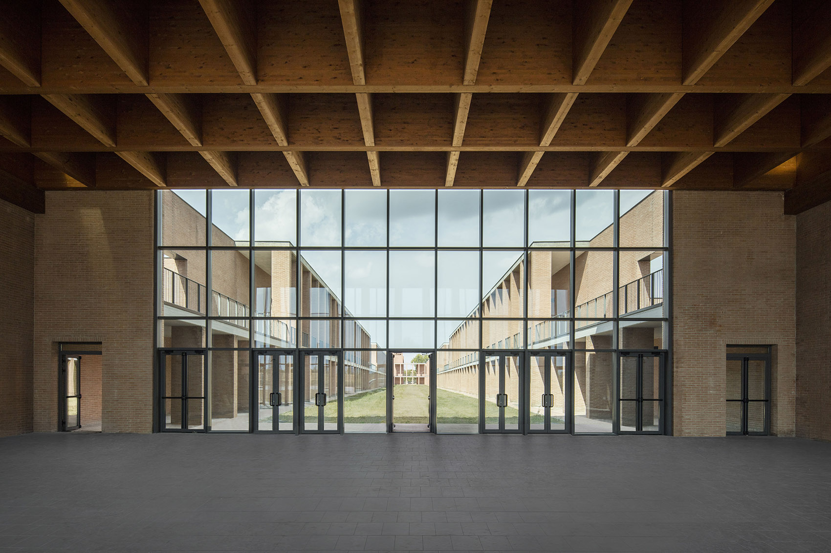 nuova sede della scuola per leuropa a parma by studio zermani e associati