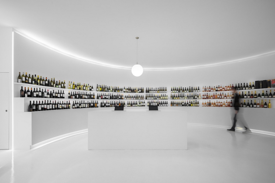 portugal vineyards concept store by porto architects