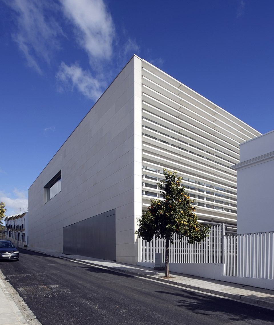 osuna university school by unia arquitectos