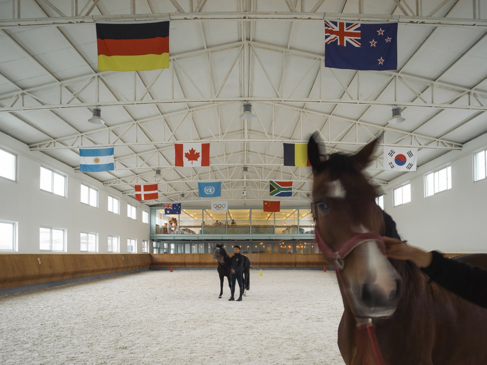 骑缘马场北京大料建筑