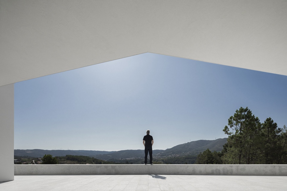 house in lamego by antonio ildefonso architect
