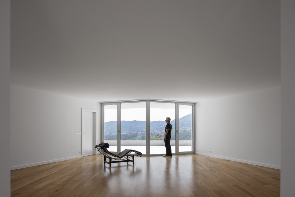 house in lamego by antonio ildefonso architect
