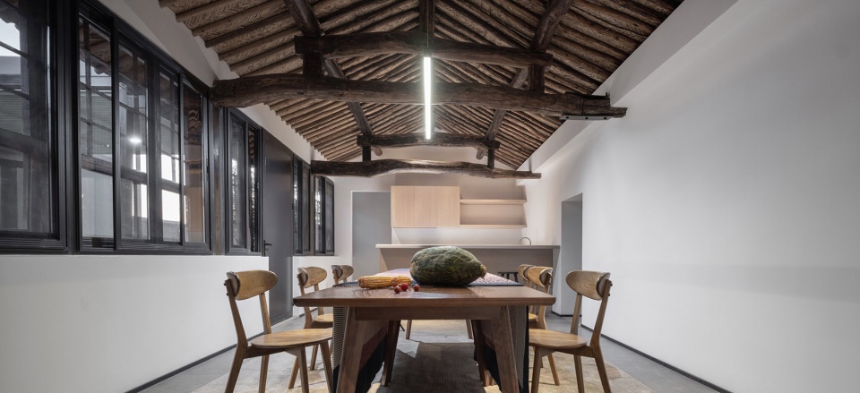 Yard under The Tree, China by EVOLUTION DESIGN - 谷德设计网