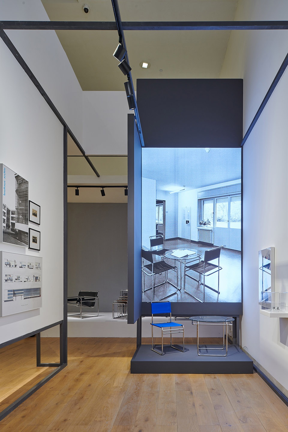 Bauhaus Exhibition Gray Space Design