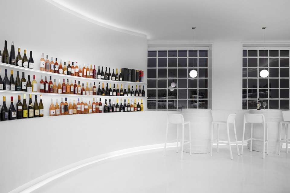 portugal vineyards concept store by porto architects