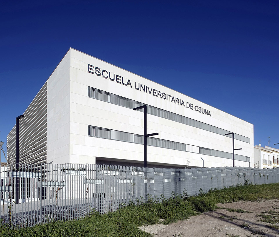 osuna university school by unia arquitectos