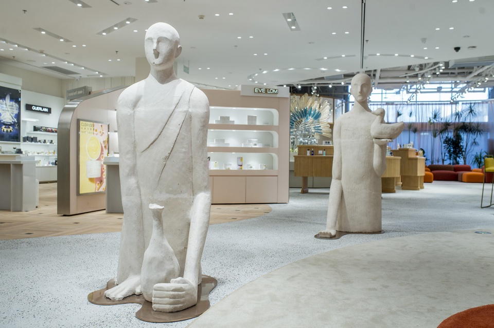 gentle monster introduces the digital analog future to skp s beijing