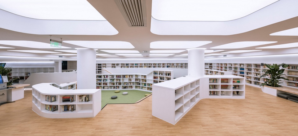 garden of books jingshan school library renovation by hui yin design research