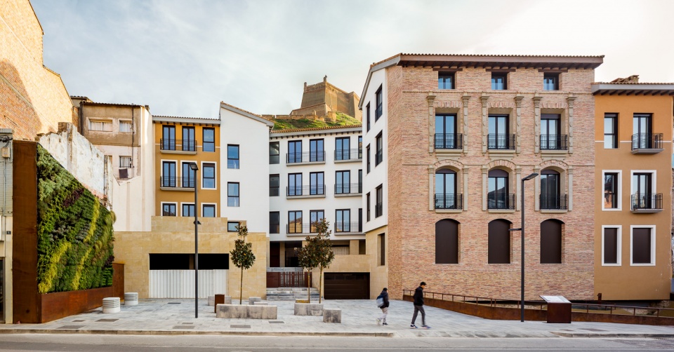 collective housing torrero building by domper domingo arquitectos