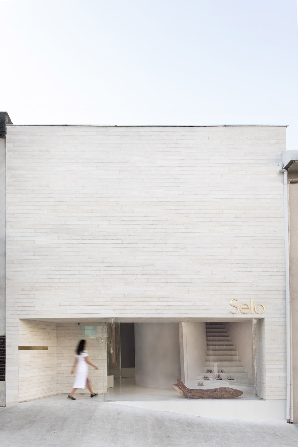 selo by mnma studio