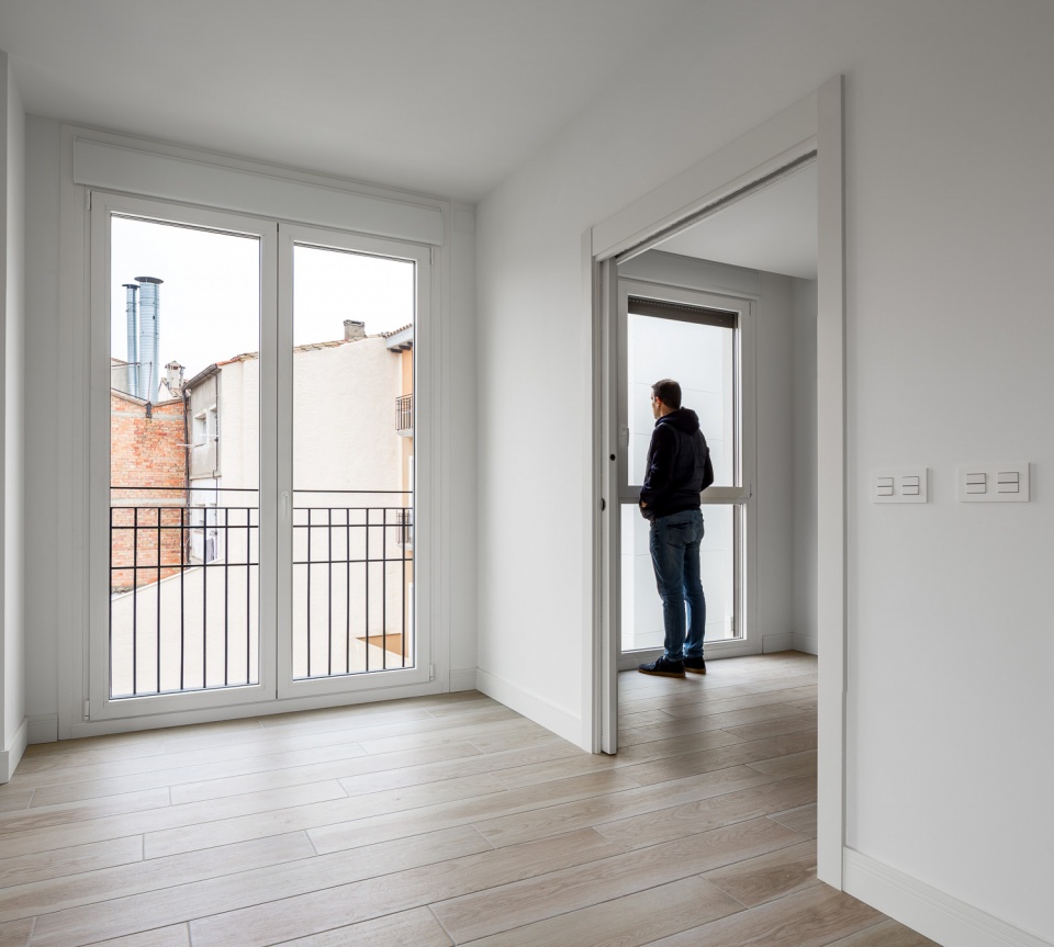 collective housing torrero building by domper domingo arquitectos