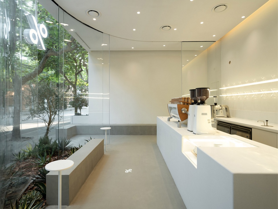 arabica west jianguo road shanghai by b l u e architecture studio