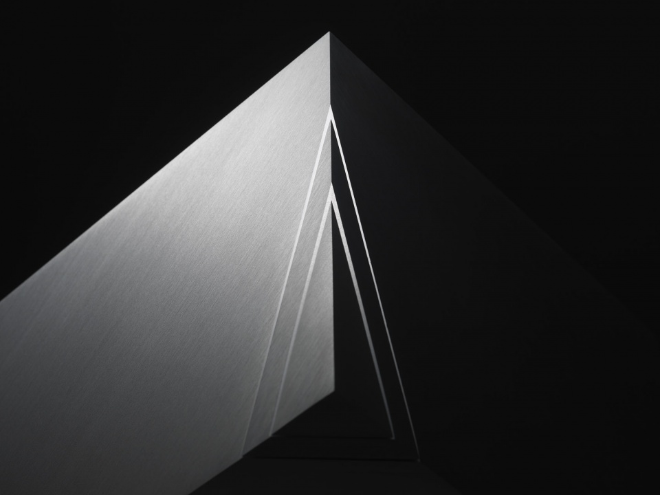 cubic clock by nendo