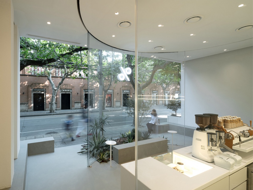 arabica west jianguo road shanghai by b l u e architecture studio