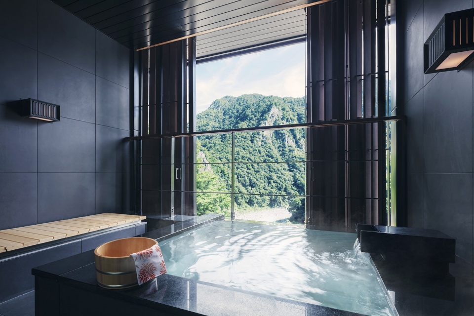 hoshinoya guguan by azuma architect associates
