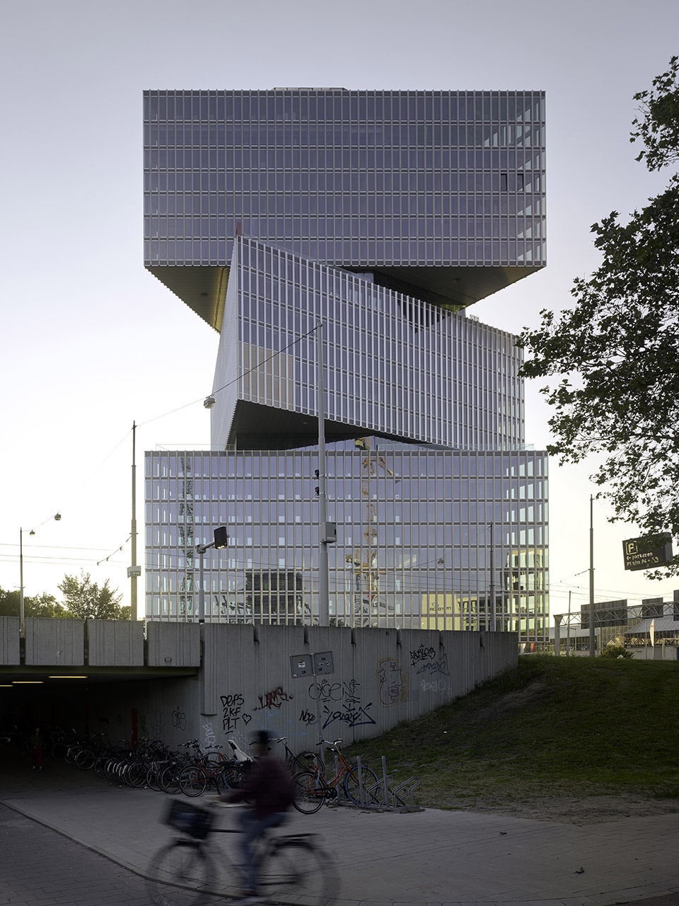 nhow amsterdam rai hotel by oma