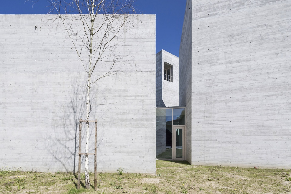 interpretation centre of romanesque by spaceworkers