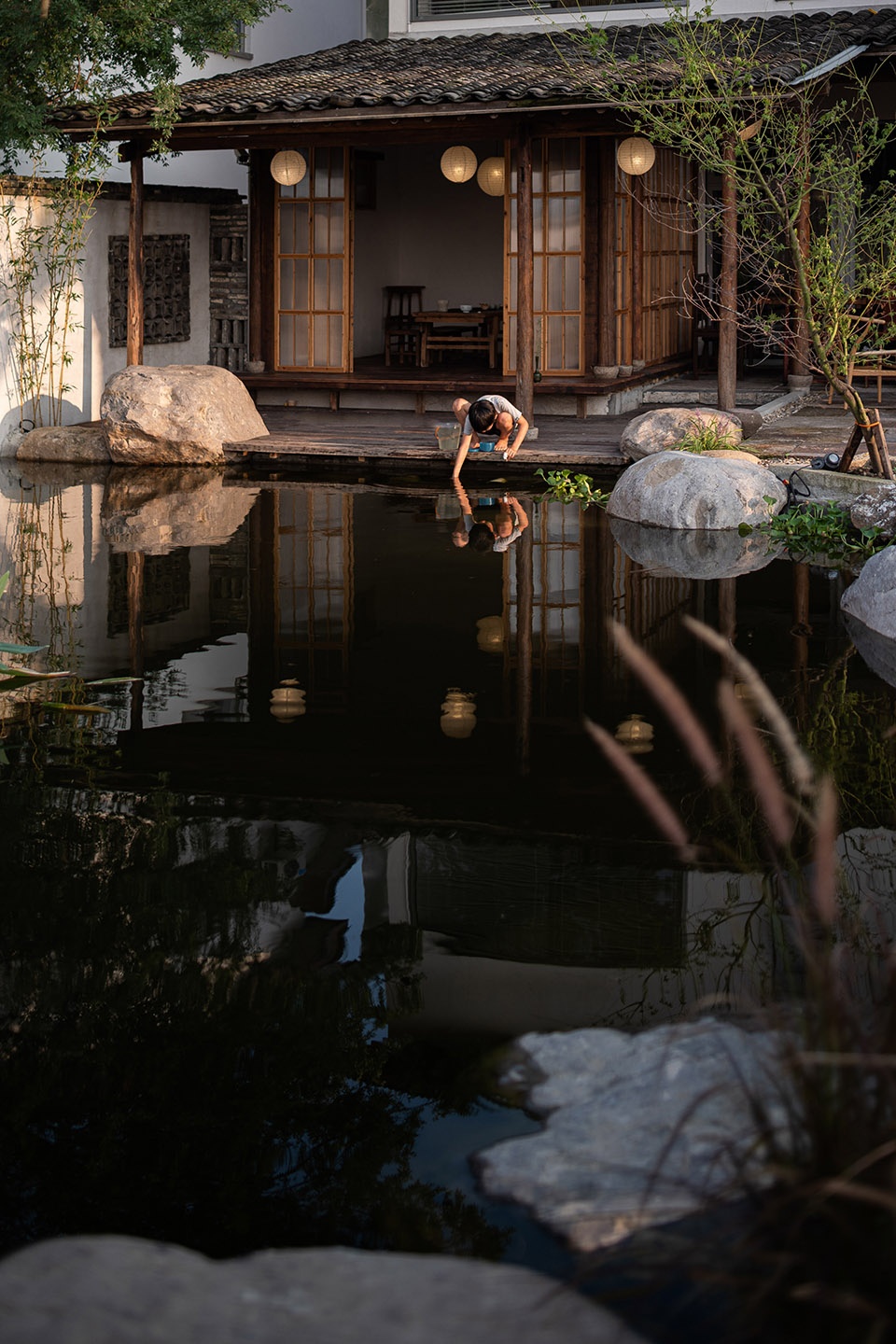 WUSH Inn DESHIN